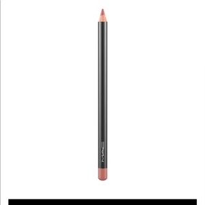 Mac lip pencil